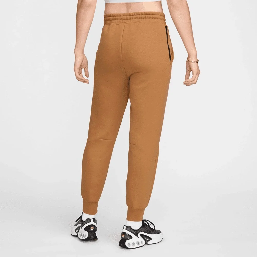 Nike Women's Sportswear Tech Fleece Joggers Flax Brown FB8330-224 Size Small NEW